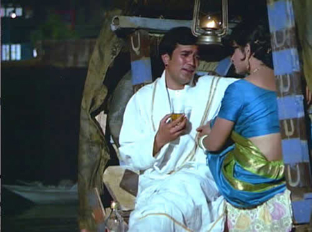 Rajesh Khanna in Amar Prem