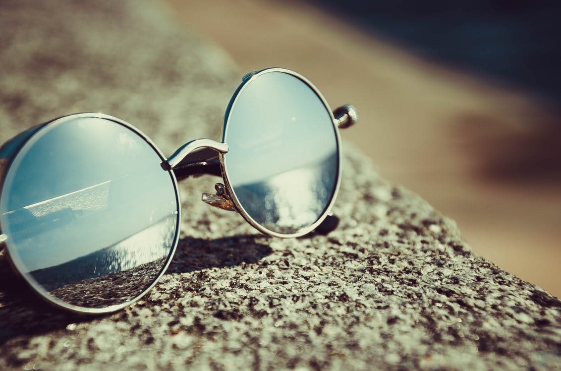 Ball-shaped-beach-blur Glasses