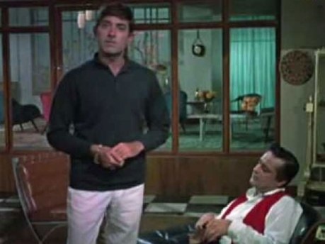 Raj Kumar in the movie Waqt