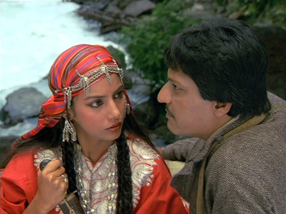 Khamosh 1985 Movie Bollywood Thriller